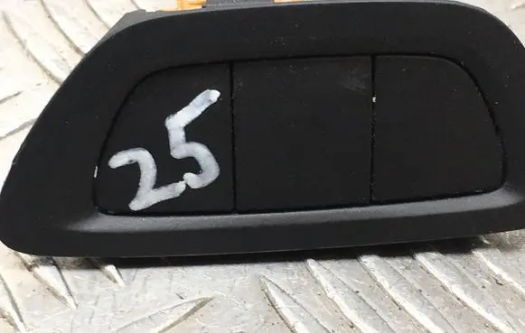 Citroen C5 Parking (PDC) sensor switch 9682436777 63040713D 96537781Z0