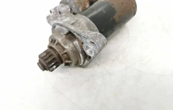 Volkswagen PASSAT B6 Starter motor