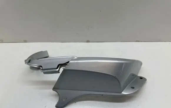 BMW Z4 E85 E86 Rear/tail light trim molding 7025642