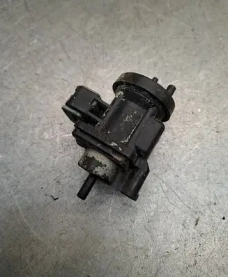Mercedes-Benz C W203 Turbo solenoid valve 0005450427