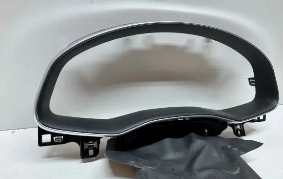 Audi Q8 Dashboard trim 4M8857116