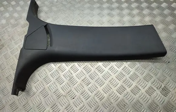 (B) pillar trim (bottom)