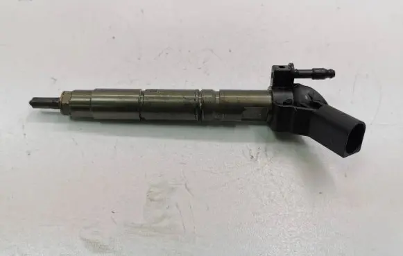 Chrysler 300 - 300C Fuel injector A6420701987 0445115076 080421