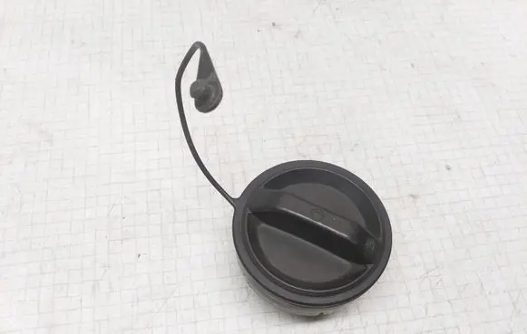 Toyota Corolla E120 E130 Fuel tank filler cap 