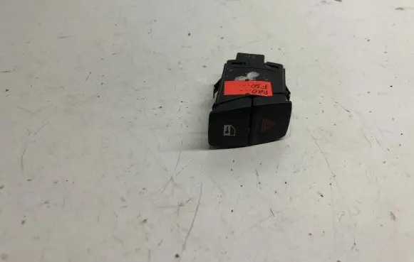 BMW 1 F20 F21 Hazard light switch 9231786