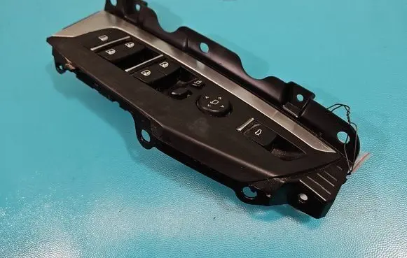 BMW X3 G01 Electric window control switch 6832729 IMPRK1456898