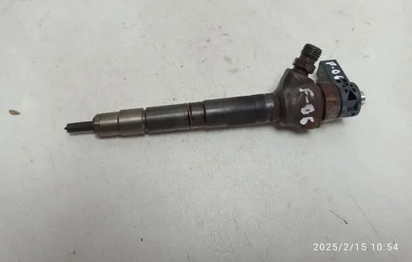 Audi Q3 8U Fuel injector 03L130277J