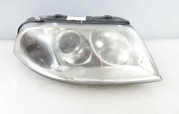 Volkswagen PASSAT B5.5 Headlight/headlamp