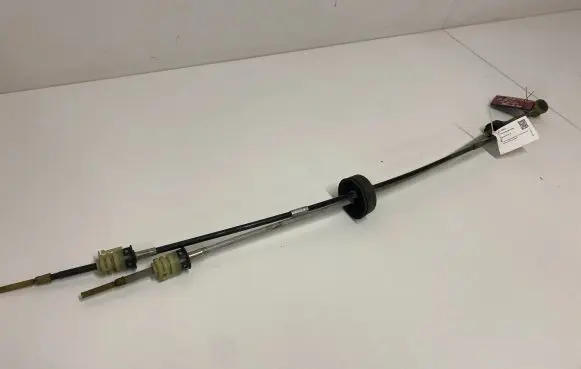 Opel Astra H Gear shift cable linkage 55350266