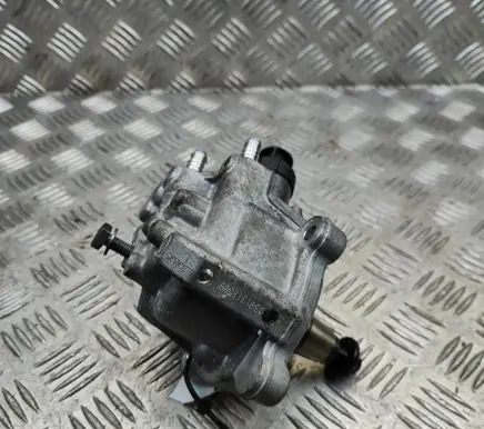 BMW X1 E84 Fuel injection high pressure pump 7823452