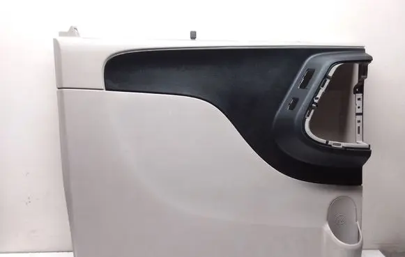 Lancia Voyager Sliding door card P1PG67BD1AB