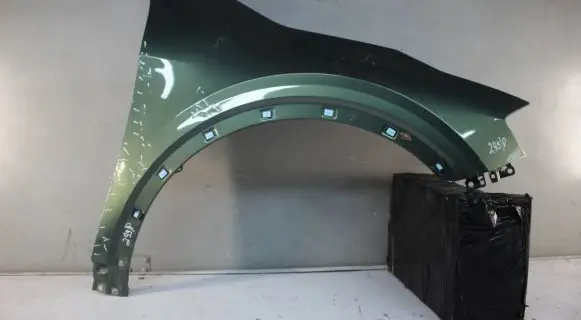 Fender mounting bracket