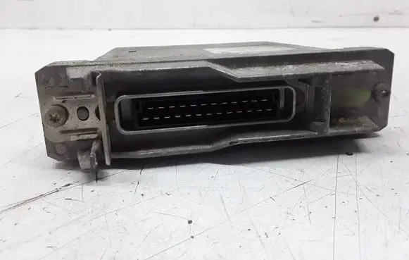 Volvo S40, V40 Engine control unit/module 3085430002