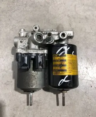 Toyota Prius (XW30) ABS Pump 4707047050 0412263212