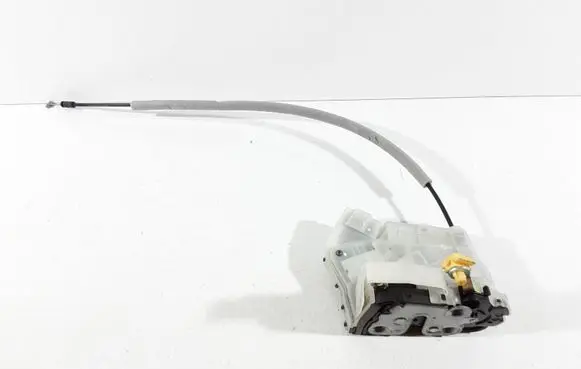 MG ZS Front door lock 10375873