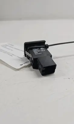 Audi A4 S4 B5 8D Traction control (ASR) switch 8D0927133B