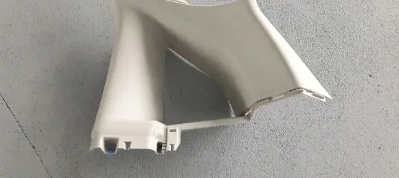 Citroen C3 (C) pillar trim 9683335177