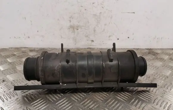 Jeep Grand Cherokee Air intake duct part 52014695AA