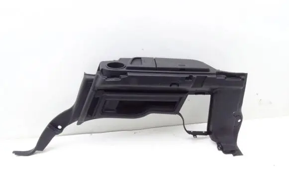 Land Rover Discovery 3 - LR3 Trunk/boot side trim panel ESJ501000
