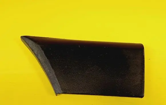 Volkswagen PASSAT B3 Front arch trim 357853517