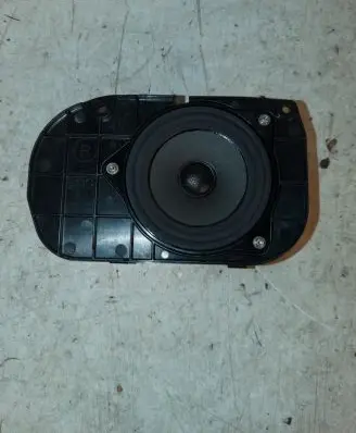 BMW 5 F10 F11 Parcel shelf speaker 