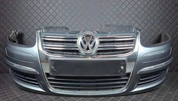 Volkswagen Golf V Front bumper 