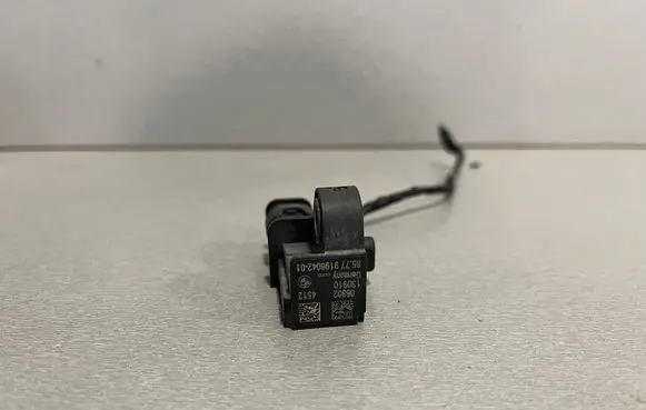 BMW 4 F32 F33 Airbag deployment crash/impact sensor 9196042 130910