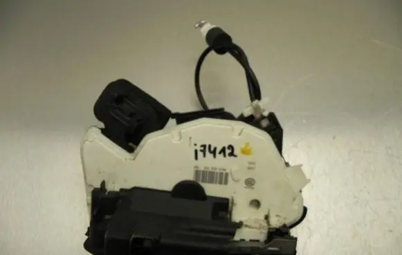 Loading door lock