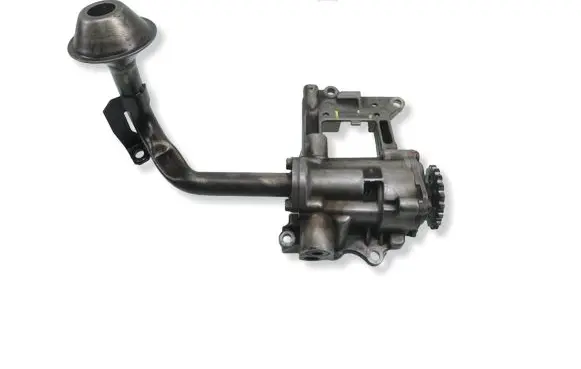 BMW X3 E83 Oil pump 7789840 8706651033