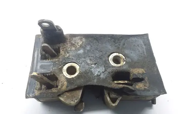 Audi 100 200 5000 C3 Rear door lock 443839015F 443185