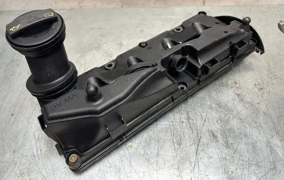 Volkswagen Transporter - Caravelle T5 Rocker cam cover 03L103453G
