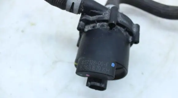Tesla Model S Electric auxiliary coolant/water pump 103732800F