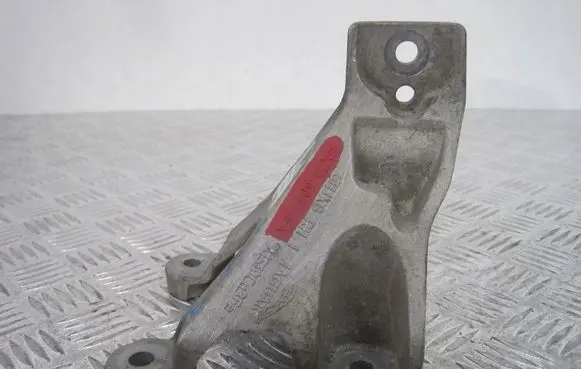 Jaguar XF Engine mount bracket GX736037FA