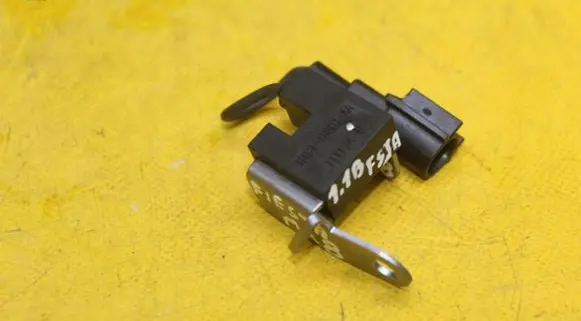 Ford Fiesta Sensor H1BT-18801-AA