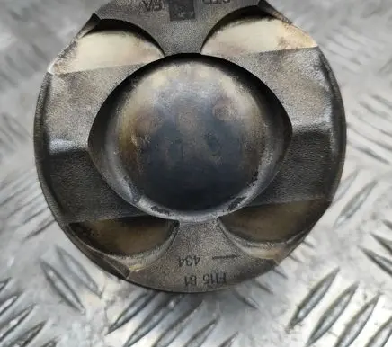 Jaguar E-Pace Piston 