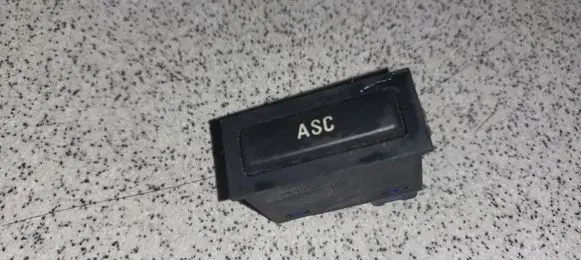Traction control (ASR) switch