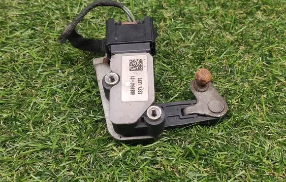 BMW X5 F15 Headlight/headlamp level sensor 6867646 10172401233 6854861
