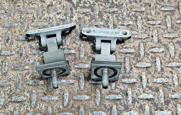 Volkswagen Tiguan Allspace Tailgate/trunk/boot hinge 5G6827301A