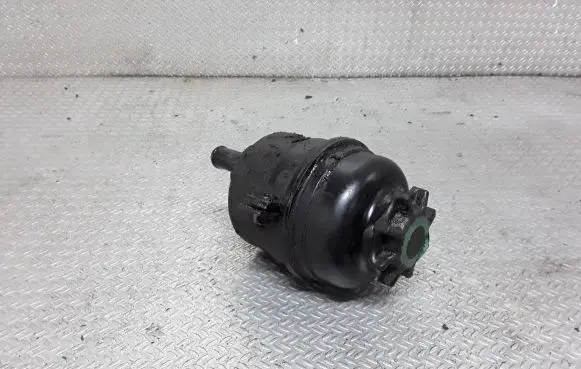 Power steering fluid tank/reservoir