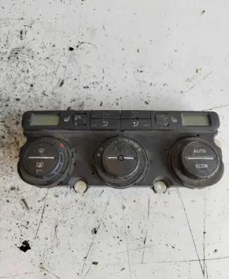 Skoda Octavia Mk2 (1Z) Climate control unit