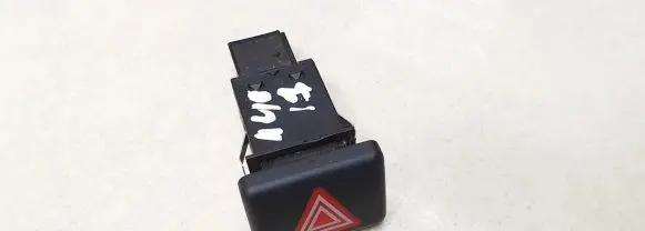 Audi A4 S4 B7 8E 8H Hazard light switch