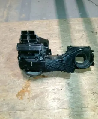Volkswagen Touran I Interior heater climate box assembly 