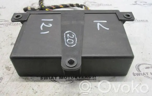 Jaguar XF X250 Hand brake control module 8X23-2C496-AD