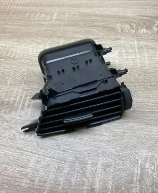 Mercedes-Benz C W204 Dashboard side air vent grill/cover trim A2048306054