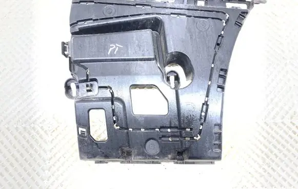 BMW 4 F32 F33 Rear bumper mounting bracket 7285562