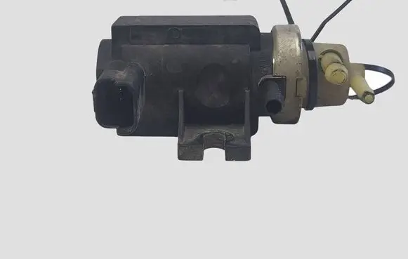 Peugeot 607 Turbo solenoid valve 9661960380