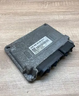 Skoda Fabia Mk2 (5J) Engine control unit/module ECU 03E906023D 5WP40502