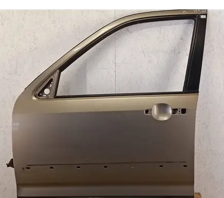 Honda CR-V Front door