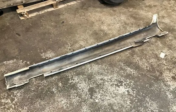 Mercedes-Benz CLS C218 X218 Sill A2186900440