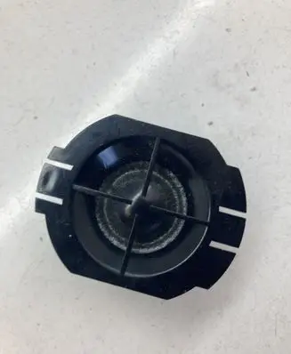 Nissan Qashqai Front door high frequency speaker